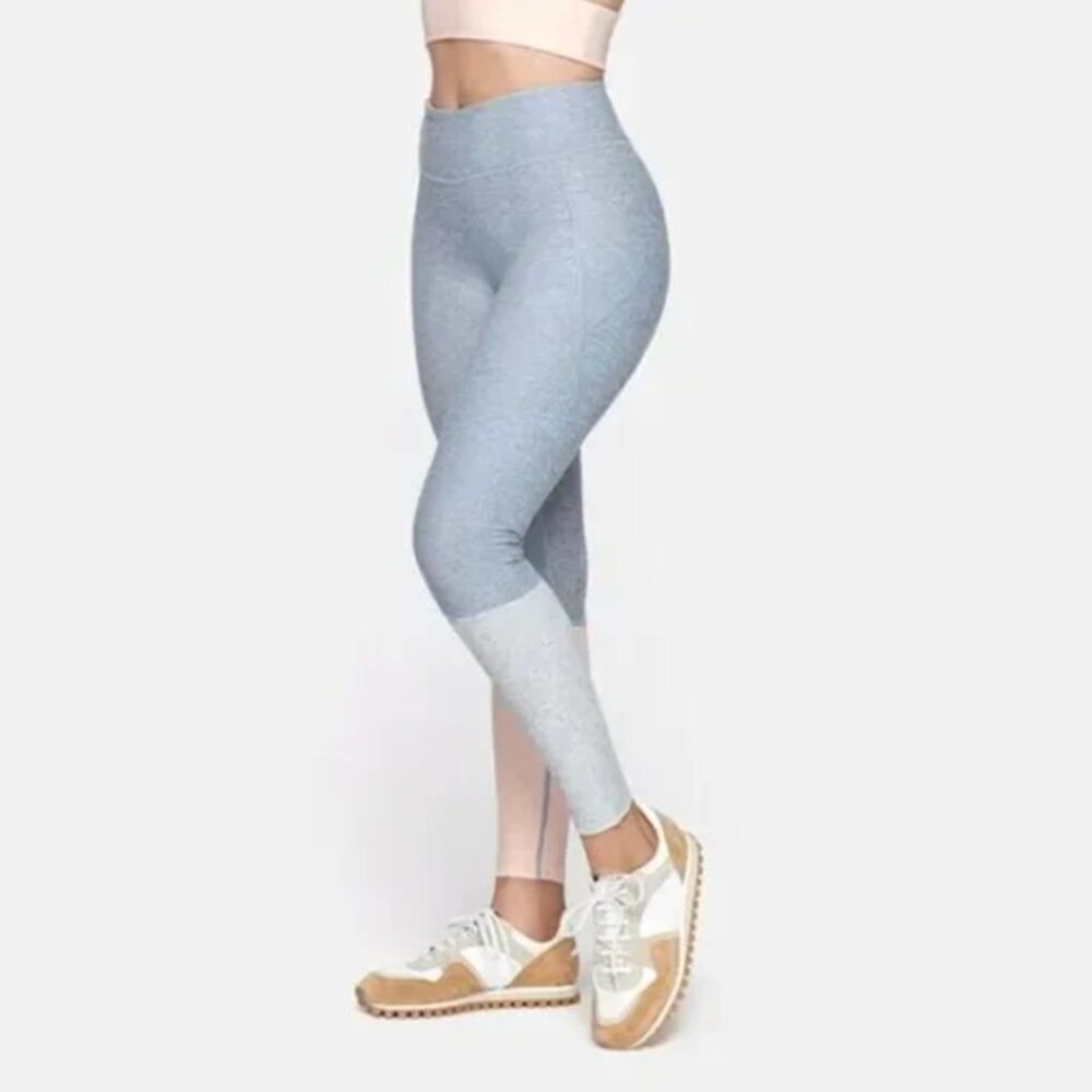 Outdoor Voices 7/8 Dipped Leggings Size S in Dove/Lake/Rose Quartz